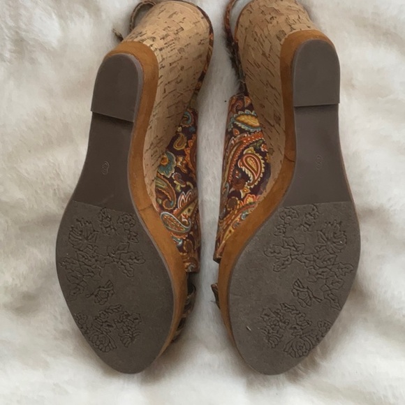 Very Volatile wedge 8 NWOT - Picture 6 of 6